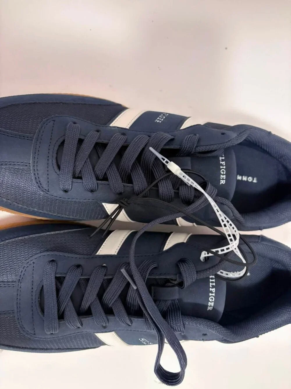 Tommy Hilfiger tommy hilfiger